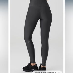 Alo High-Waist Airlift Legging